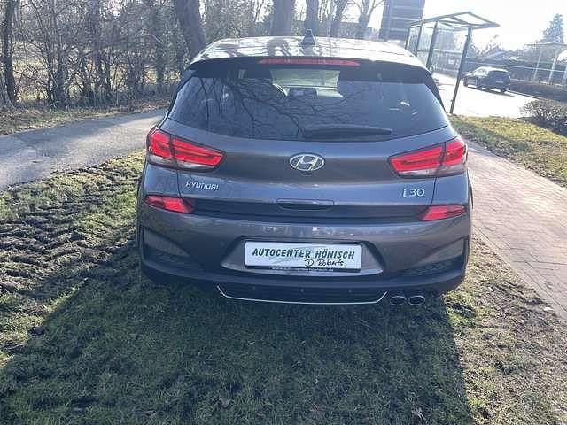 Gebraucht Hyundai i30 N Line 120 PS (88 kW) 2019 Micron grey / met Kleinwagen