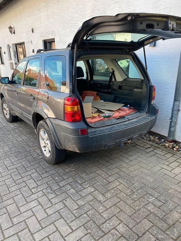 Gebraucht Ford Maverick 150 PS (110 kW) 2006 Grau SUV