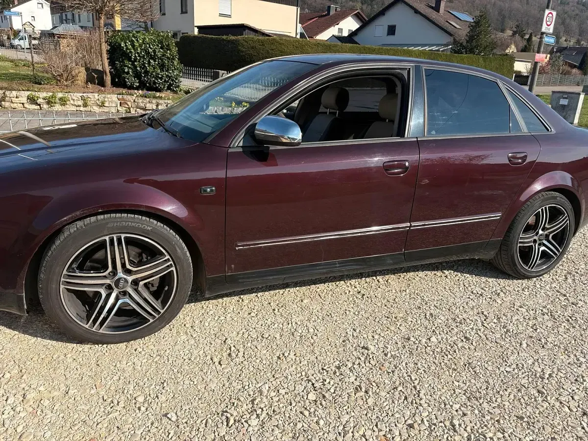 Gebraucht Audi A4 163 PS (119 kW) 2002 Violet Limousine