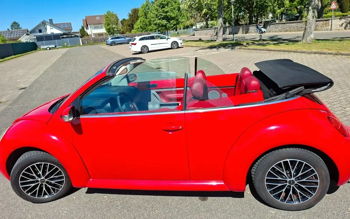 Gebraucht VW New Beetle Highline 102 PS (75 kW) 2003 Rot Kleinwagen