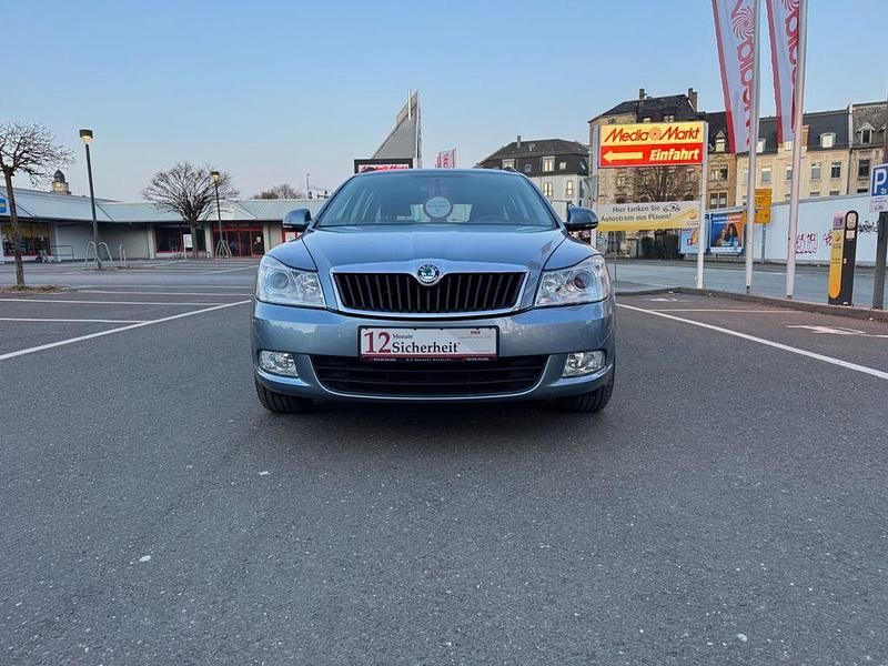 Gebraucht Skoda Octavia Ambiente 102 PS (75 kW) 2009 Grau Kombi