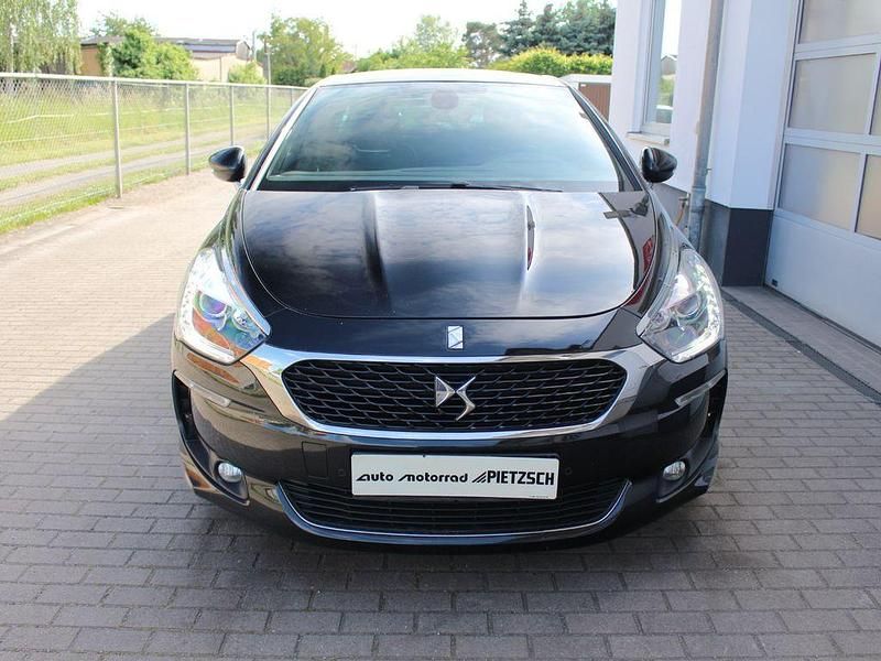 Gebraucht DS Automobiles DS5 179 PS (131 kW) 2016 Lackierung schwarz perla nera/ Kleinwagen