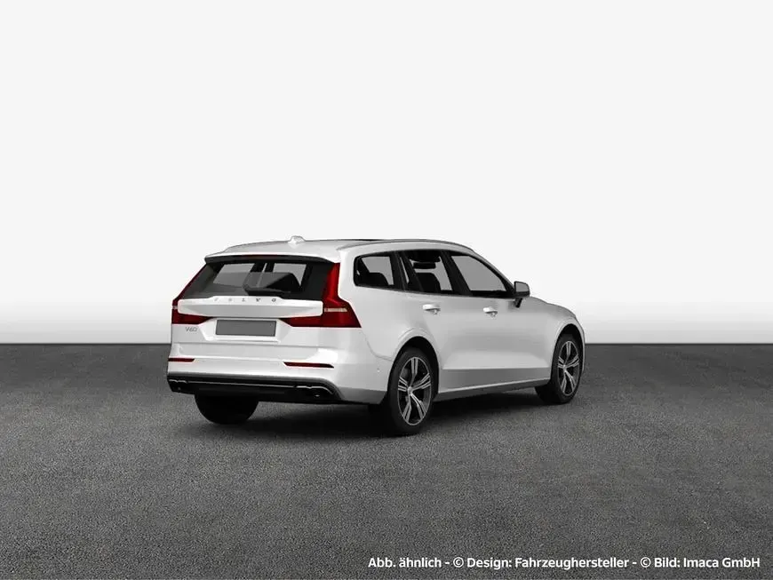 Gebraucht Volvo V60 Plus 197 PS (144 kW) 2025 Crystal weißperleffekt Kombi