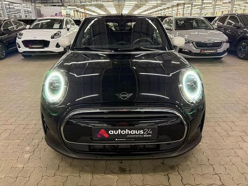 Gebraucht Mini Cooper Essential 136 PS (100 kW) 2022 Schwarz Kleinwagen