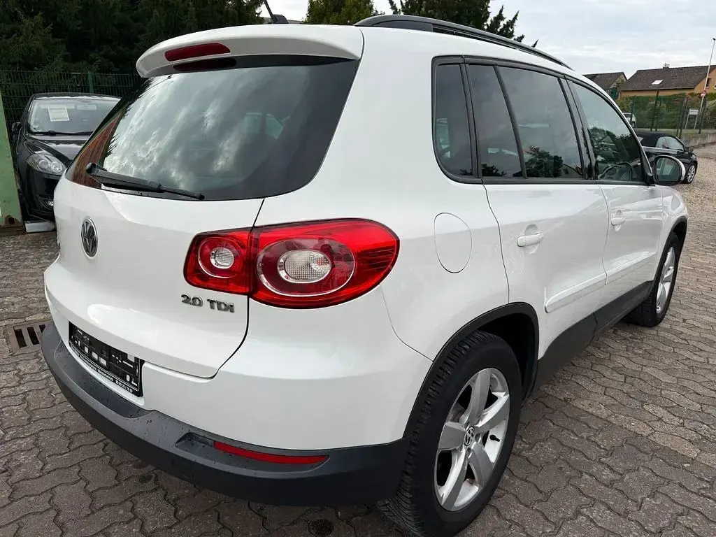 Gebraucht VW Tiguan 140 PS (102 kW) 2008 Weiß SUV