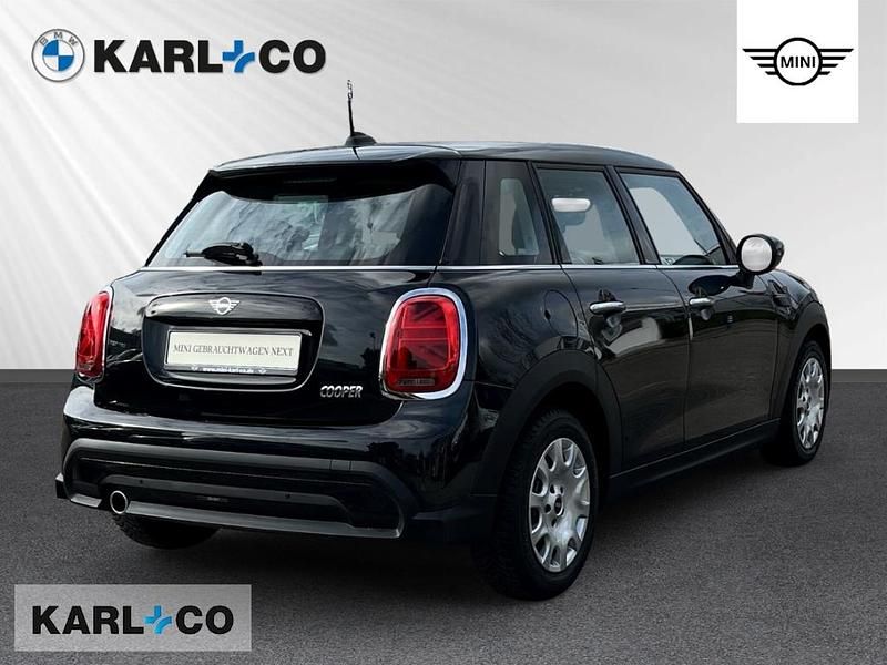 Używany Mini Cooper 136 KM (100 kW) 2023 Czarny Hatchback