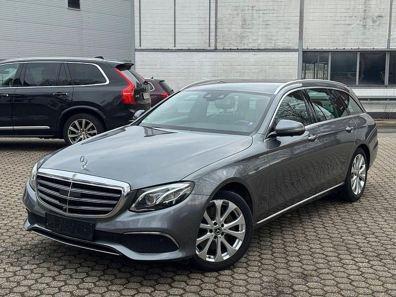 Gebraucht Mercedes E350 Exclusive 258 PS (189 kW) 2017 Grau Kombi