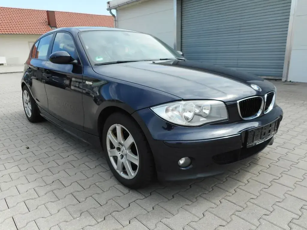 Gebraucht BMW 116 116 PS (85 kW) 2006 Monacoblau metallic Kleinwagen
