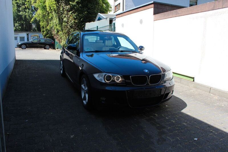 Schwarz Gebraucht 2007 BMW 120 M Sport Kleinwagen | 9.000 € (Fairer Preis) - Bild 1/4