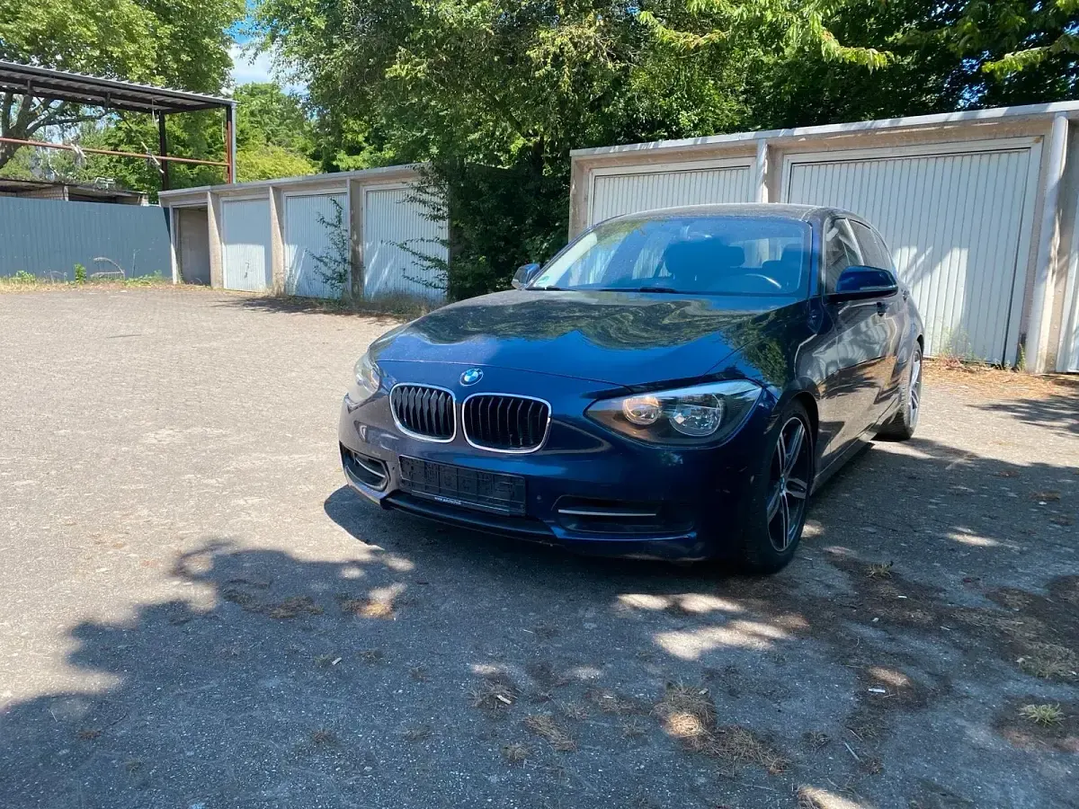 Gebraucht BMW 120 Sport Line 184 PS (135 kW) 2013 Blau Kleinwagen