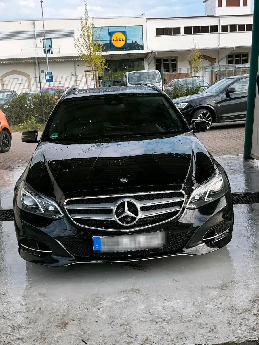 Second-hand Mercedes E200 202 CP (148 kW) 2014 Negru Break