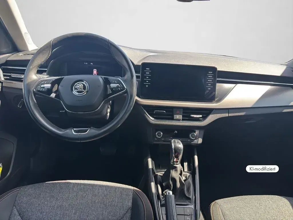 Gebraucht Skoda Kamiq Ambition 110 PS (80 kW) 2021 Quarzgrau metallic (metallic) SUV