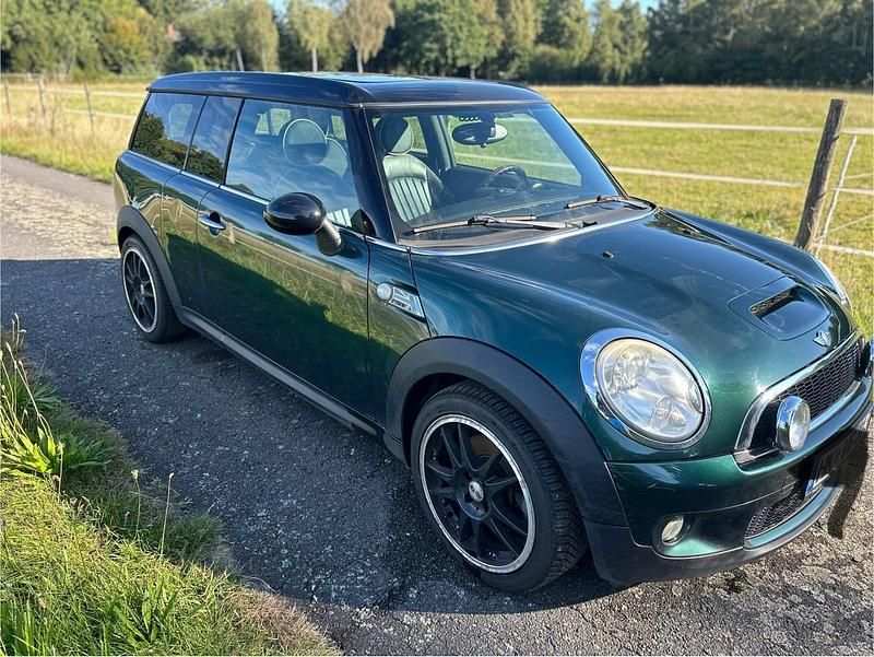 Grün Gebraucht 2010 Mini Cooper S Clubman Kombi | 6.000 € (Etwas zu teuer) - Bild 1/4