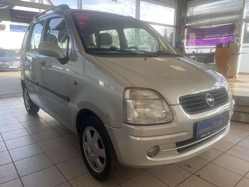 Gebraucht Opel Agila 58 PS (42 kW) 2001 Silber Van / Kleinbus
