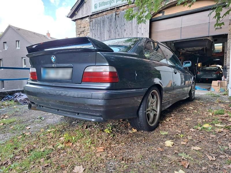 Gebraucht BMW 320 192 PS (141 kW) 1997 Grau Coupé