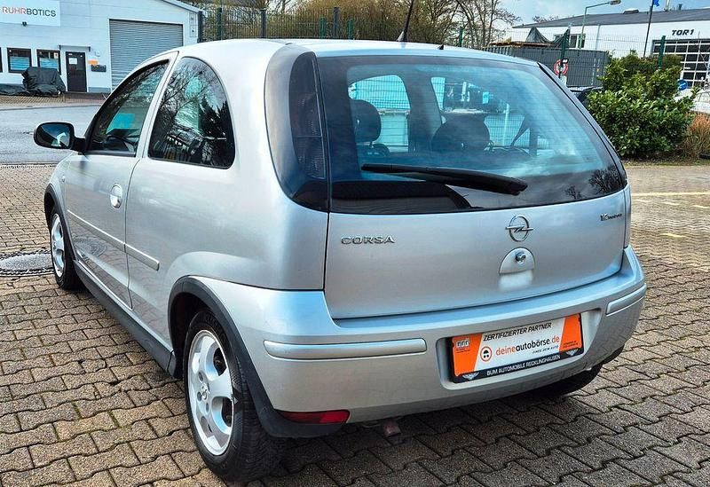 Gebraucht Opel Corsa Edition 80 PS (58 kW) 2006 Silber Kleinwagen