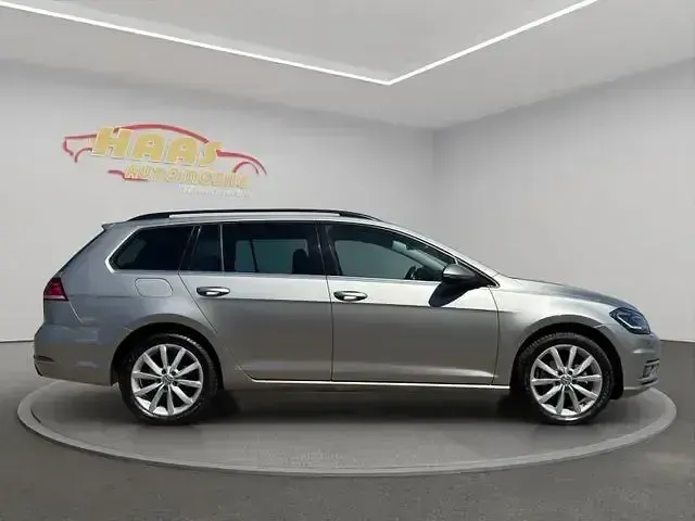 Gebraucht VW Golf VII Highline 150 PS (110 kW) 2017 Silber Kombi