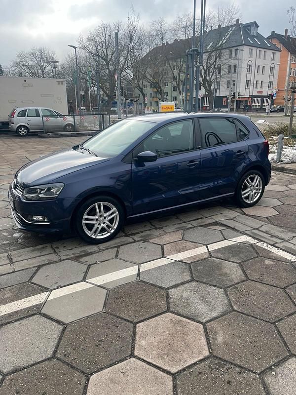 Gebraucht VW Polo Allstar 90 PS (66 kW) 2016 Blau Kleinwagen