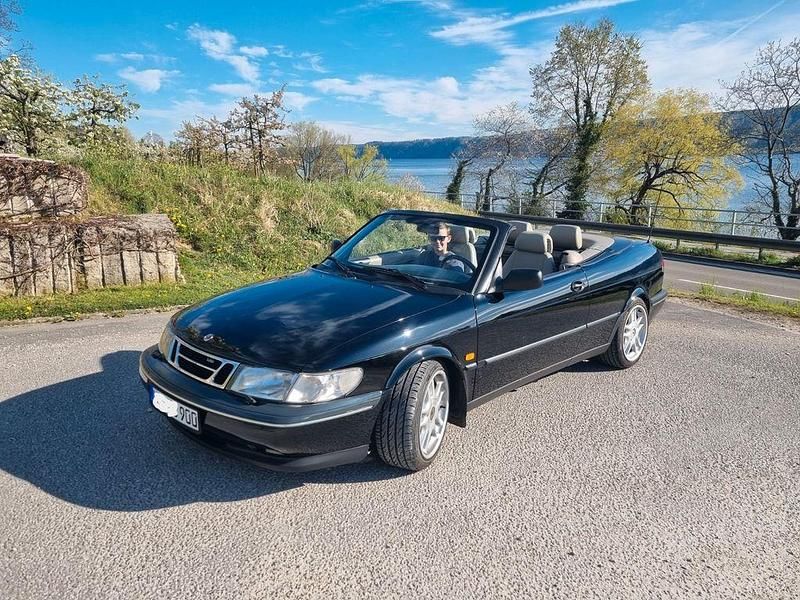 Schwarz Gebraucht 1995 Saab 900 Cabriolet Cabrio | 14.800 € - Bild 1/4