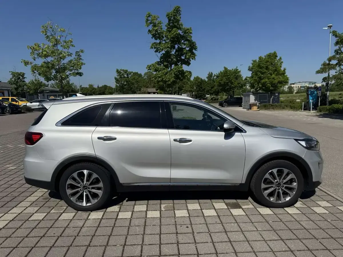 Gebraucht Kia Sorento Vision 200 PS (147 kW) 2019 Silber SUV