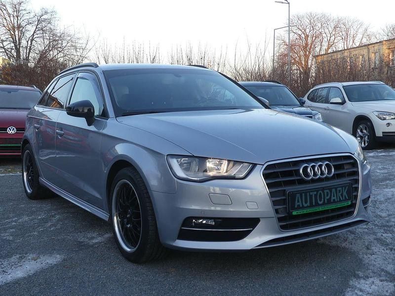 Gebraucht Audi A3 Attraction 110 PS (80 kW) 2014 Silber Limousine