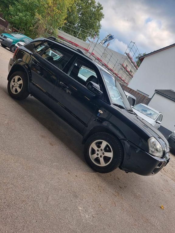 Schwarz Gebraucht 2008 Hyundai Tucson SUV | 4.950 € (Fairer Preis) - Bild 1/4