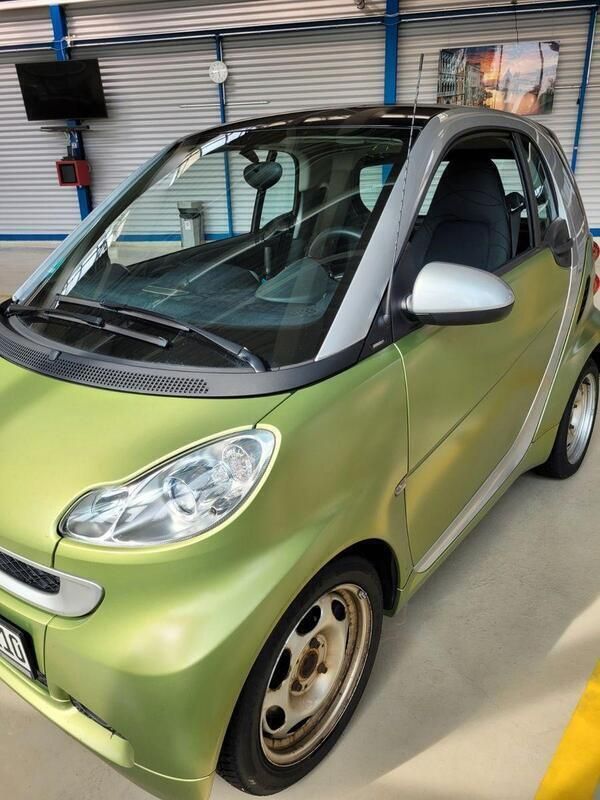 Grün Gebraucht 2012 Smart ForTwo Coupé Passion Coupé | 3.600 € (Guter Preis) - Bild 1/4
