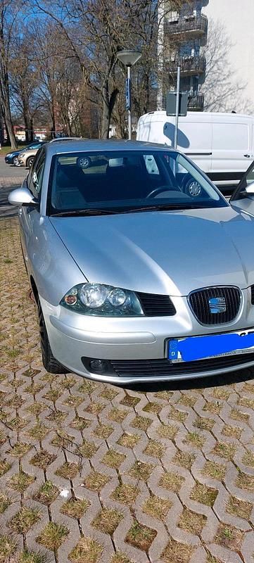 Gebraucht Seat Ibiza 2004 Silber Kleinwagen