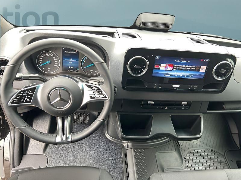 Neu Mercedes E-Sprinter 150 kW (204 PS) 2026 Schwarz Van