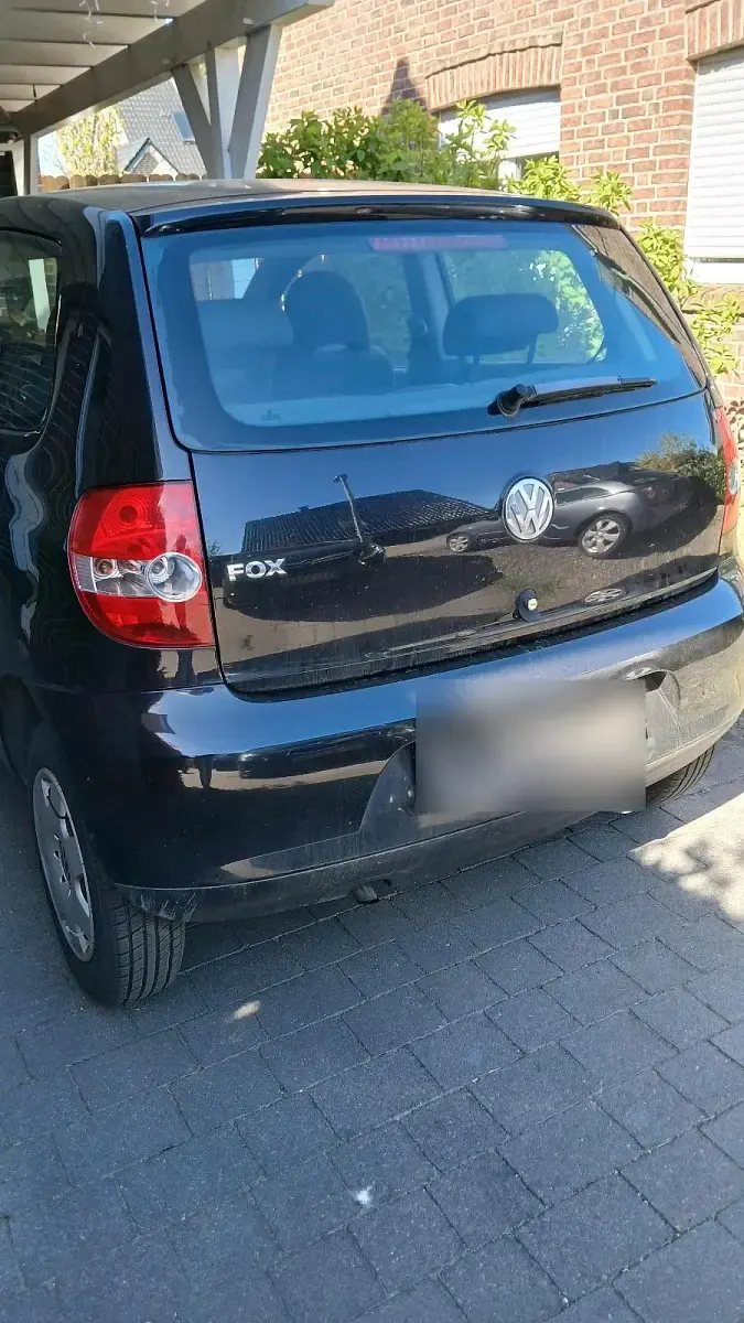 Usata VW Fox 55 CV (40 kW) 2005 Nero Utilitaria