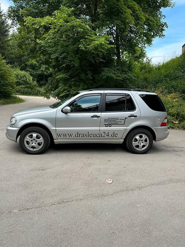 Gebraucht Mercedes ML270 200 PS (147 kW) 2004 Grau SUV