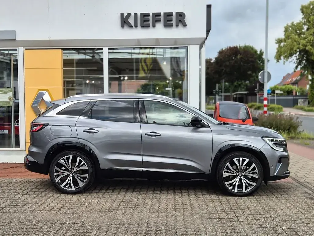Gebraucht Renault Austral Iconic 200 PS (147 kW) 2025 Grau SUV