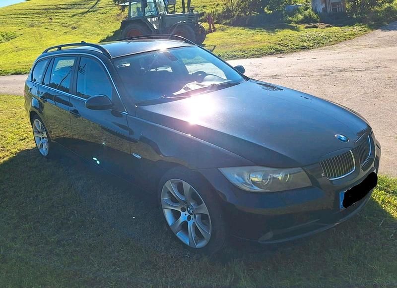 Schwarz Gebraucht 2007 BMW 325 Sport Line Kombi | 4.500 € - Bild 1/2