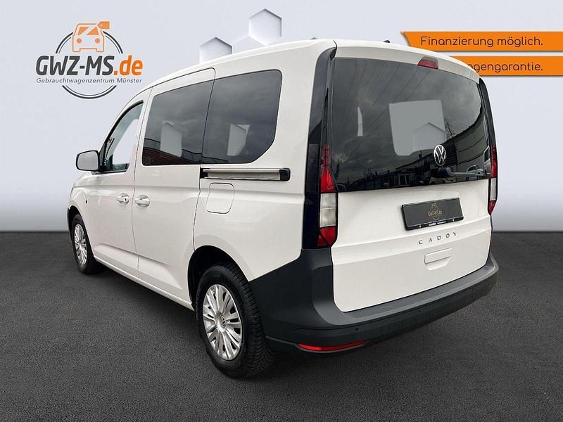Gebraucht VW Caddy Basis 102 PS (75 kW) 2022 Weiß Van / Kleinbus
