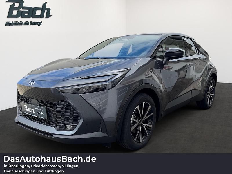 Grau Neu 2025 Toyota C-HR SUV | 37.490 € (Etwas zu teuer) - Bild 1/3
