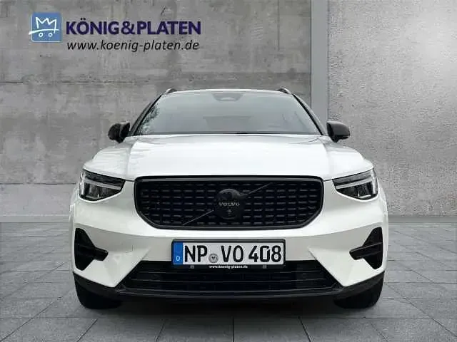 Gebraucht Volvo XC40 120 PS (88 kW) 2025 SUV