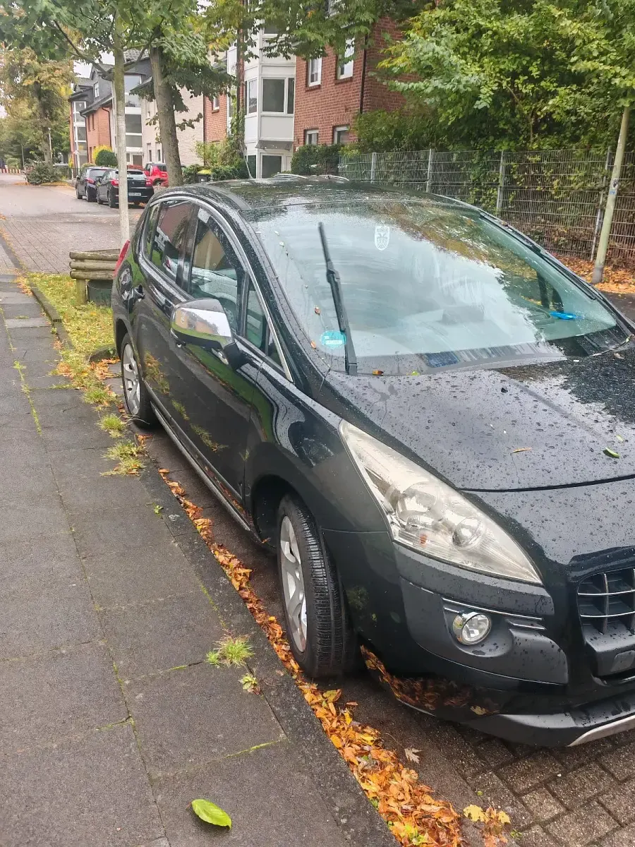 Gebraucht Peugeot 3008 156 PS (114 kW) 2011 Schwarz Kombi