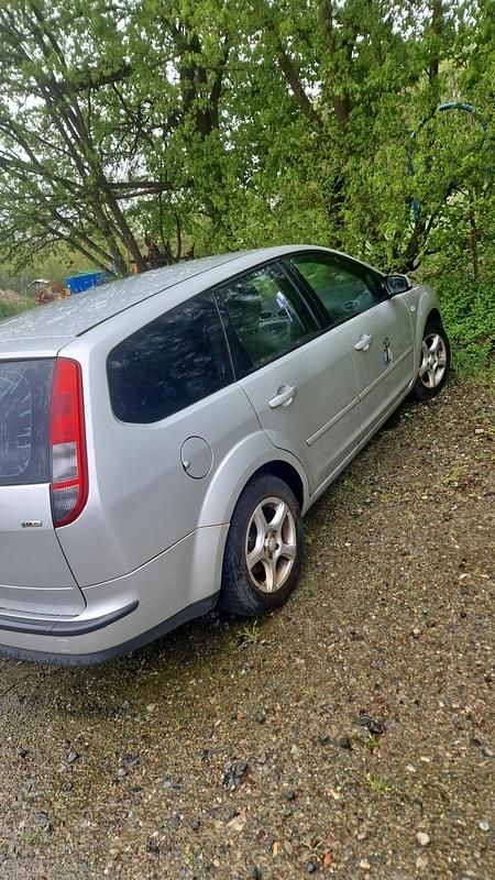 Gebraucht Ford Focus Style 109 PS (80 kW) 2007 Silber Kombi