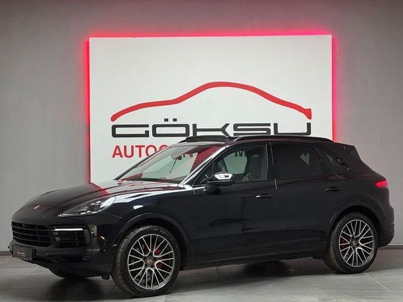Schwarz Gebraucht 2017 Porsche Cayenne Chrono SUV | 46.950 € (Etwas zu teuer) - Bild 1/4