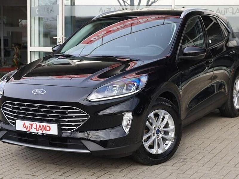 Gebraucht Ford Kuga Titanium 120 PS (88 kW) 2023 Schwarz SUV