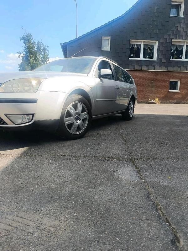 Gebraucht Ford Mondeo 131 PS (96 kW) 2006 Grau Kombi