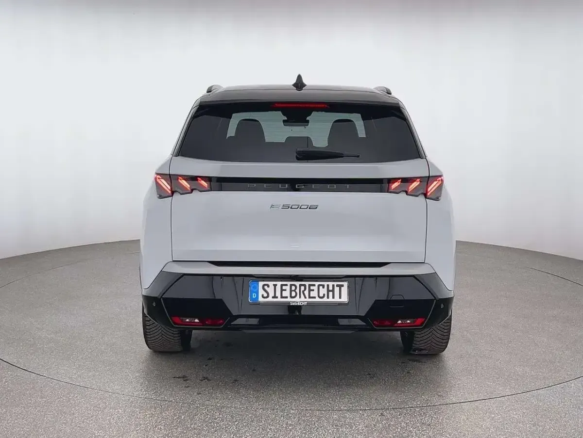Gebraucht Peugeot e-5008 GT 156 kW (213 PS) 2025 Weiß SUV