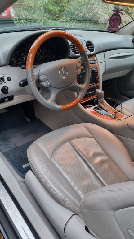 Blau Gebraucht 2003 Mercedes CLK320 Elegance Cabrio | 5.900 € (Guter Preis) - Bild 1/4