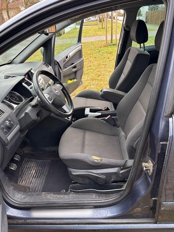 Gebraucht Opel Zafira 105 PS (77 kW) 2007 Blau Van / Kleinbus