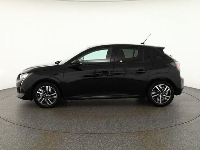 Gebraucht Peugeot 208 101 PS (74 kW) 2023 Schwarz Kleinwagen
