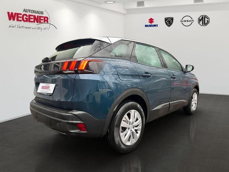 Gebraucht Peugeot 3008 Active 131 PS (96 kW) 2024 Celebes blau SUV
