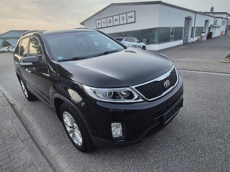 Schwarz Gebraucht 2014 Kia Sorento Spirit SUV | 10.999 € (Superpreis) - Bild 1/4