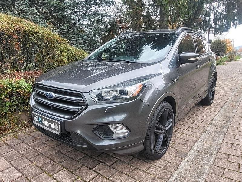 Gebraucht Ford Kuga ST-Line 179 PS (131 kW) 2018 Grau SUV