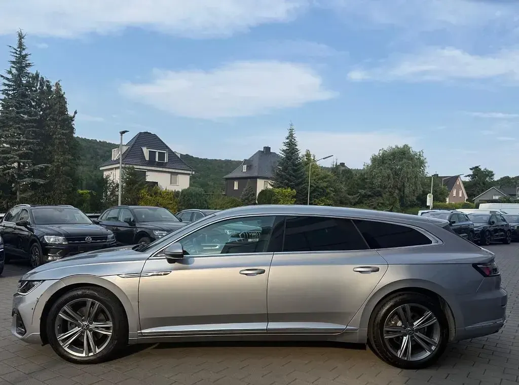 Gebraucht VW Arteon R-line 200 PS (147 kW) 2023 Silber Limousine