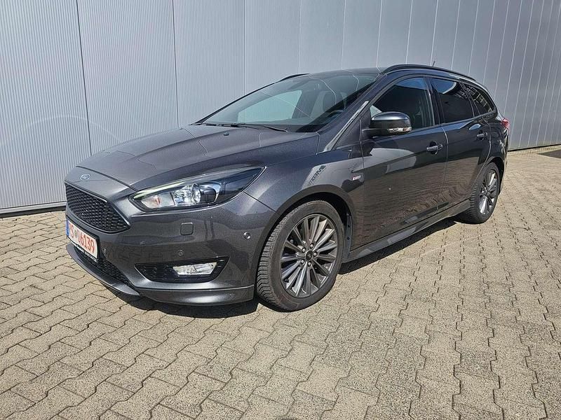 Gebraucht Ford Focus ST-Line 140 PS (102 kW) 2018 Grau Kombi